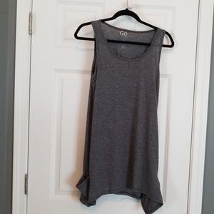 Gray tank top with pockets